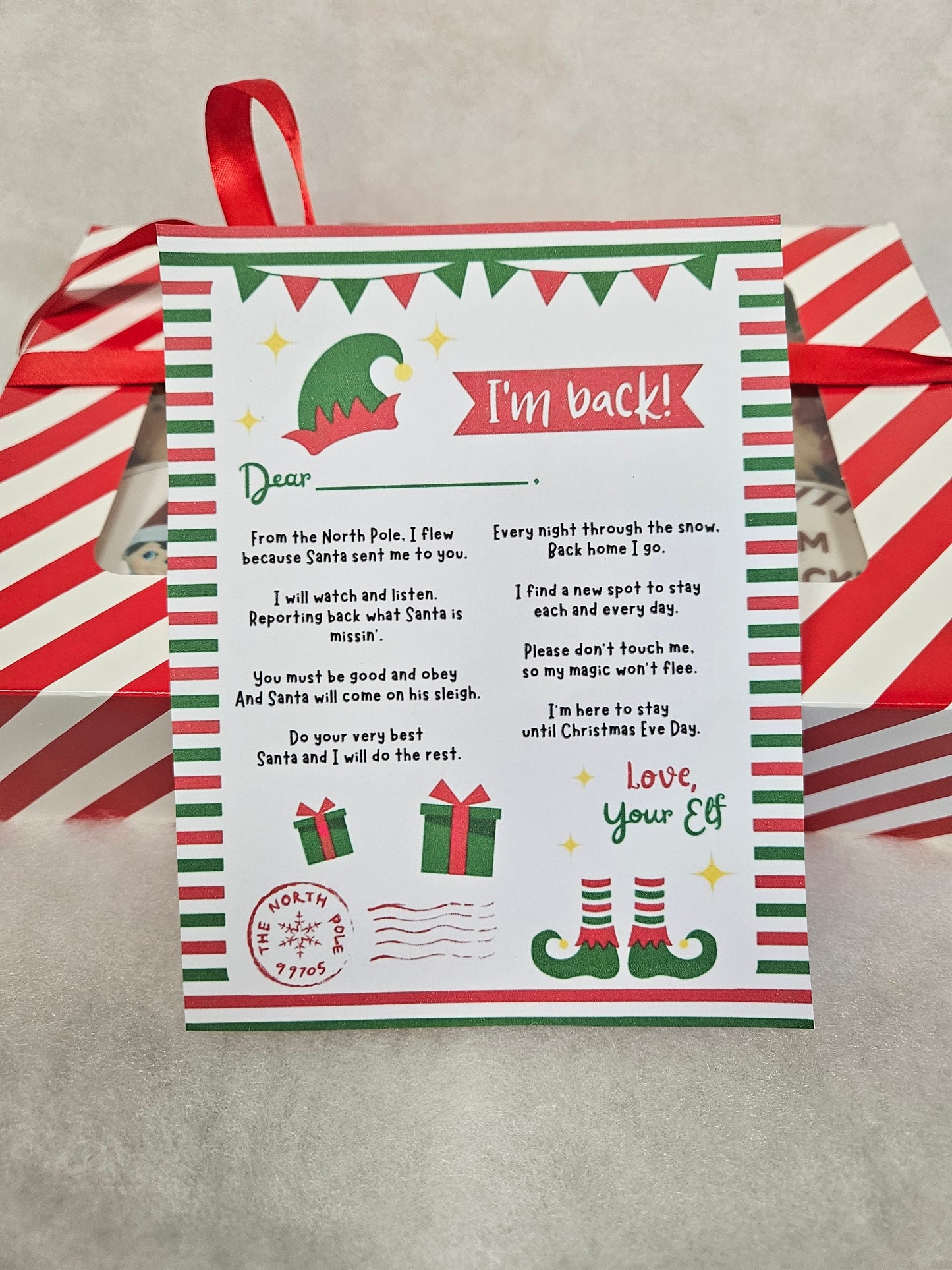 Elf on the shelf arrival cupcakes