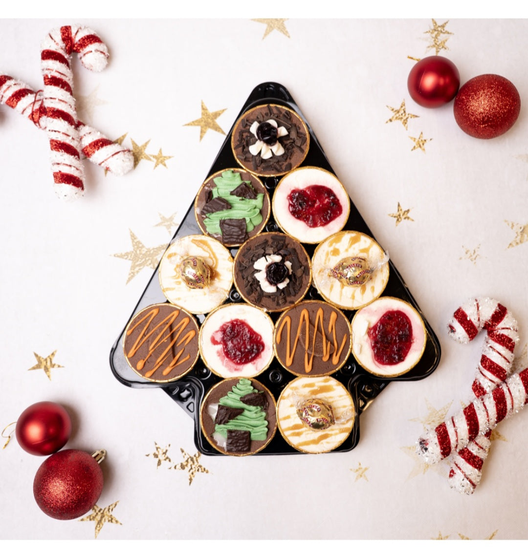 Mini Cheesecake Christmas Tree